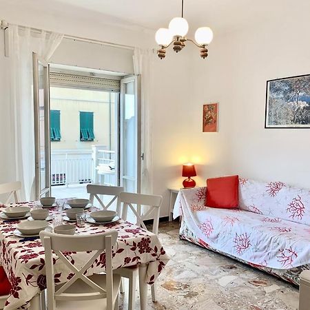 Casa Vacanza! A 50M Dal Mare! بورديغيرا المظهر الخارجي الصورة